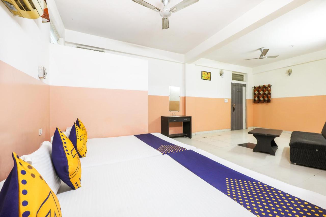 Spot On 68590 Hotel Jagdamba Palace Bhopal Buitenkant foto