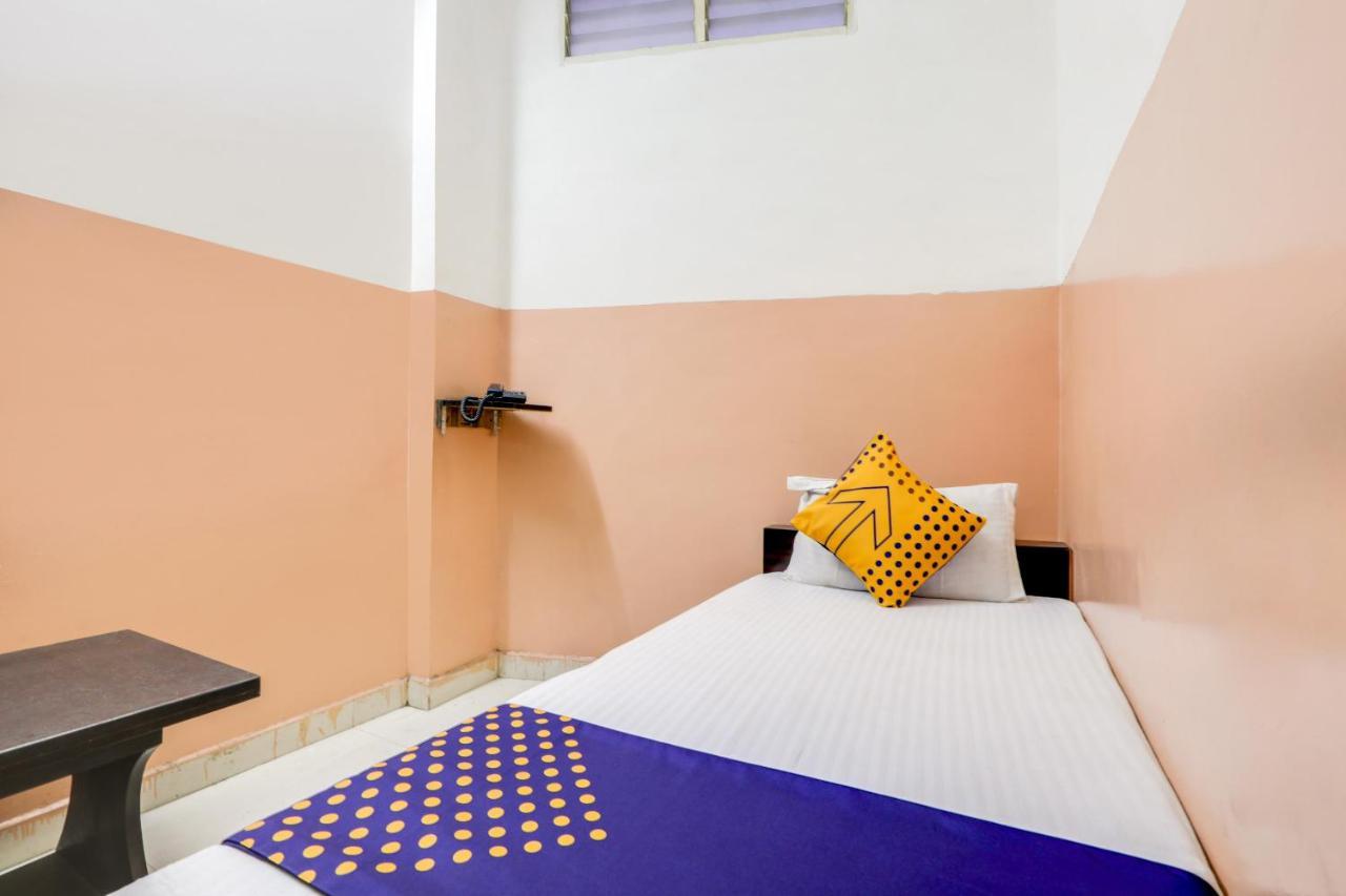 Spot On 68590 Hotel Jagdamba Palace Bhopal Buitenkant foto